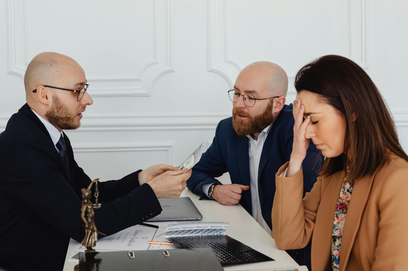 The Financial Consequences of Divorce: How to Navigate the Process Smartly